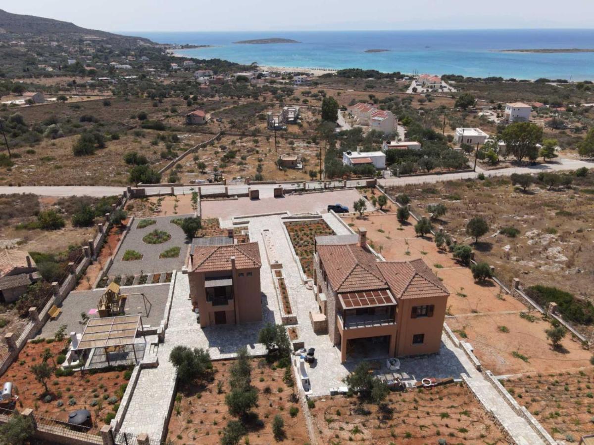 Villa Harmony Seaview In *